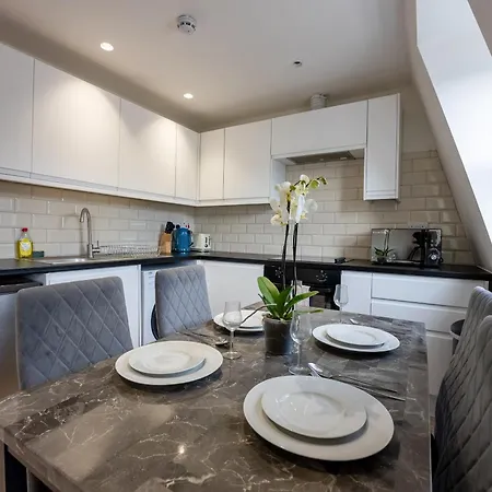 Home-Like 1-Br Flat In Victoria London Exterior photo