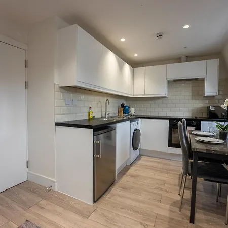 Home-Like 1-Br Flat In Victoria London Exterior photo