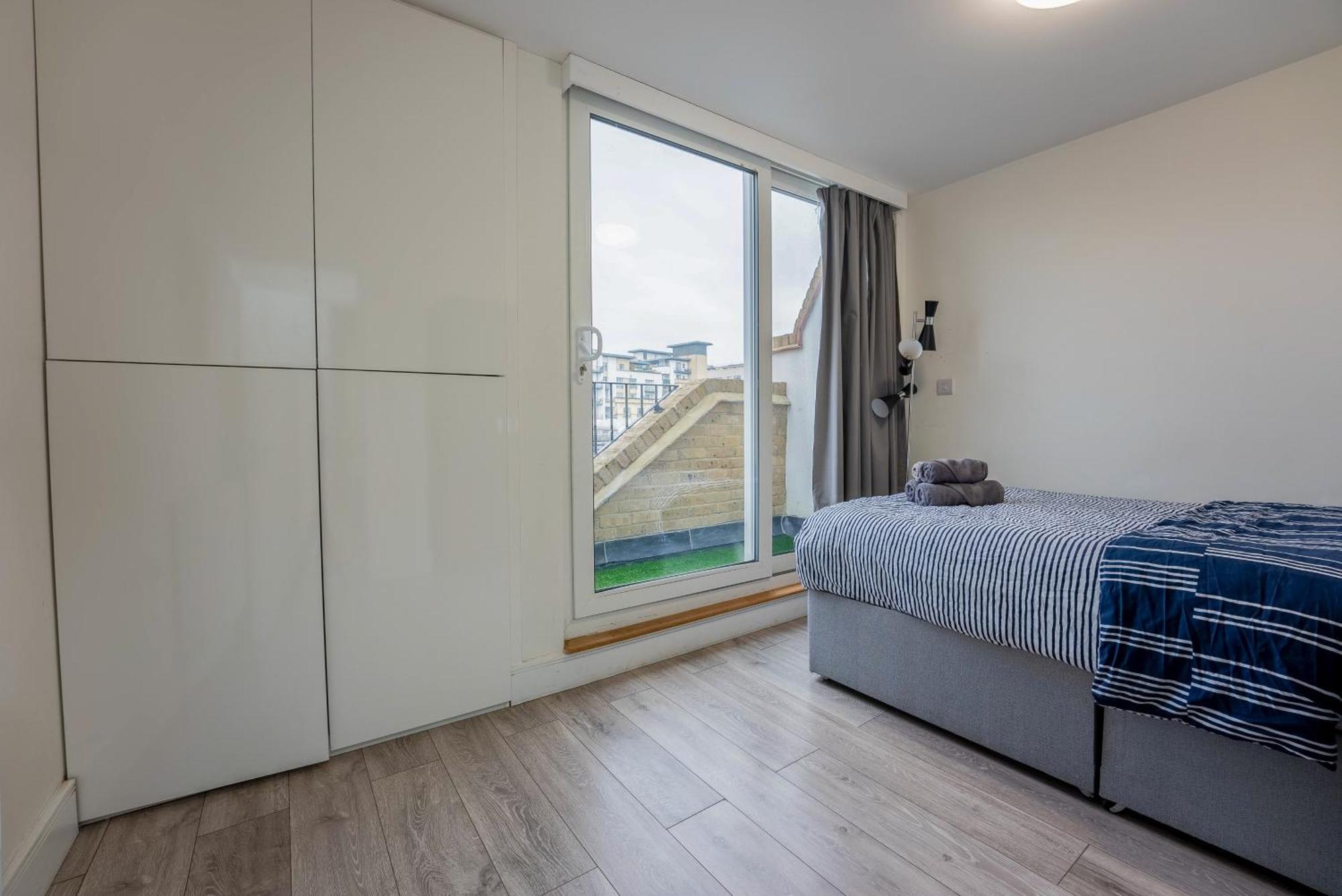 Apartment Home-like 1-br Flat In Victoria *
